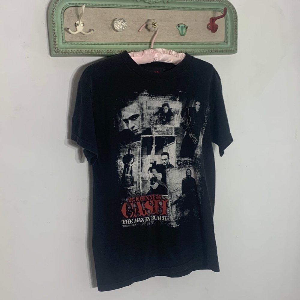 Johnny Cash 2008 Zion roots wear officially licensed man in black band T-shirt
